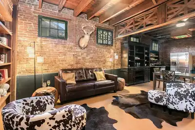 Image de Beekman Place | 3/3, Full Kitchen, Washer/Dryer, Walk to Historic Downtown