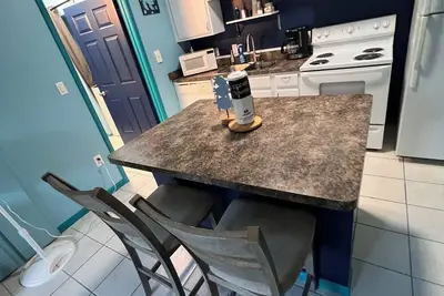 Image de Cozy beach condo w/ gated pool-10min drive to Clearwater beach