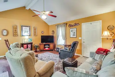 Image de 4 Mi to Ole Miss: Game Day Group Getaway!