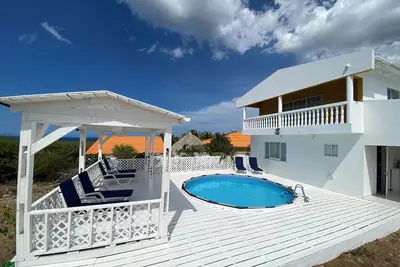 Image de Bendishon Villa - 5 Bedroom Villa