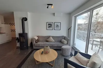 Modern lodge with exceptional countryside views and private sauna -