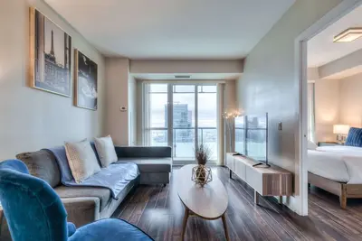 Image de RivetStays | The Atmos Luxury Suite – 1 Bedroom Condo