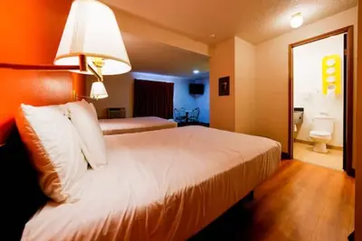 Image de Hermiston Retreat Ideal for Weekend Getaways near Local & Dining Spots | 2 Rooms