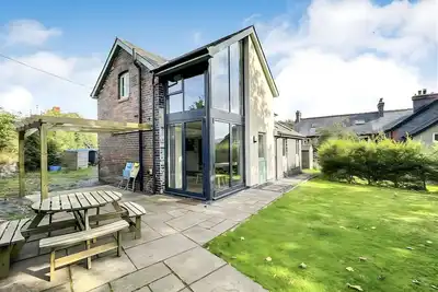 Image de Hen Stablau, pet friendly, with open fire in Cerrigydrudion