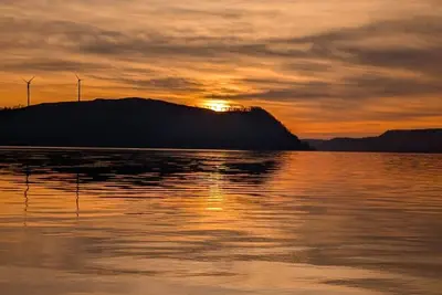 Image de Sunrise Riverview 2-bedrm house w/access to public boating ramp in Wrightsville