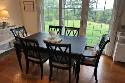 Image de Tranquil 3-bedroom house perfect for a relaxing stay in Thaxton