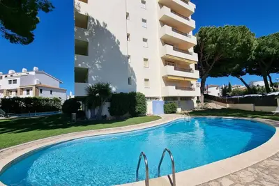 Image de Charmant appartement 2 chambres à L'Escala avec terrasse privée