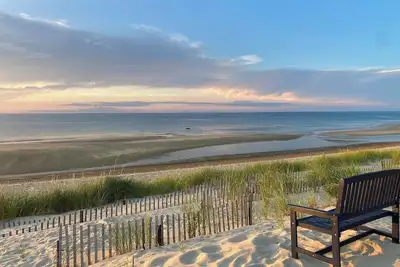Private Beach, Cottage in the Dunes, Pet Friendly