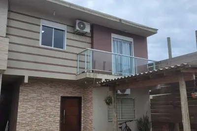 Image de Spacious and comfortable house in the Ingleses neighborhood.