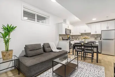 Image de CozyWolf (New 2 Bedroom Suite)