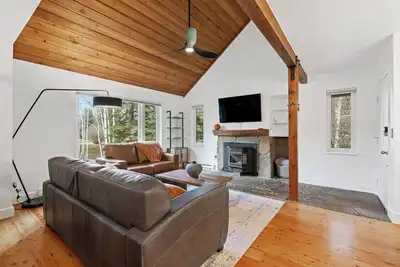 Image de Cozy Ski Lodge minutes from Vail & Beaver Creek with Hot Tub, Pool, Gym & Tennis