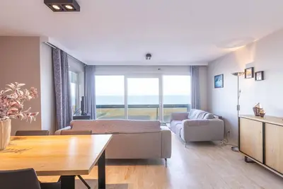 Image de Appartement au septième étage avec vue sur mer