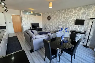 Image de 2 bed Apt in Jewellery Quarter with parking