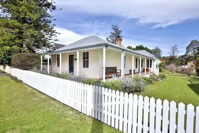 Image de The Cottage - In the Heart of Berry