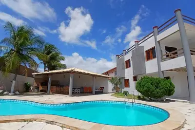 Image de A complete, cozy beach house, perfect for your stay.