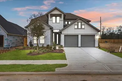 Image de Spacious 4-Bedroom Home in Richmond, Bright Interiors, and a Relaxing Atmosphere.