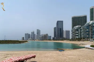 Image de Iconic Spacious 1br + Hall + 2 Baths In Mangroves Place Al-Reem Island Auh