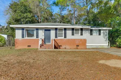 Image de 1 Mi to Chattahoochee RiverWalk: Cozy Home Base