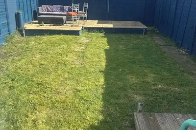 Image de Cozy 2 bedroom house with garden near town centre, station, park and hospital