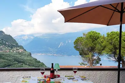 Image de Appartamento Sommertraum by Theater Home - with big terrace and marvellous lake view