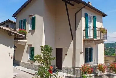 Image de Casa storica di Sant'Andrea by Italita, town house with hot tub in Calamandrana