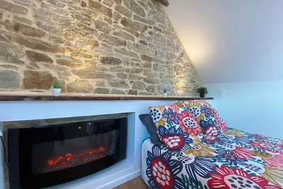 Image de Studio cosy rénové - à 5mn à pied de la Gare de Quimper