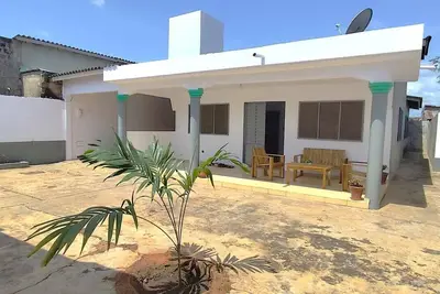 Image de Maison individuelle, 3 chambres, au calme, service hôtelière et voiture possible