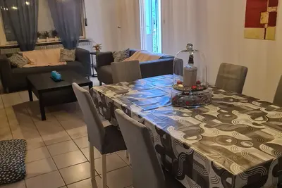 Image de Adorable 3-bedroom house in cool Houthalen-Helchteren neighborhood