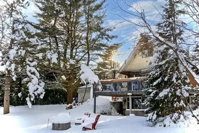 Image de Bord de l’eau avec Spa | Le Rétro