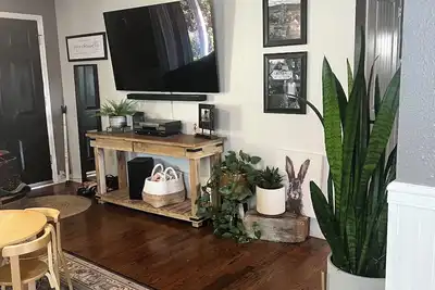 Image de Delightful 3-bedroom house with Ac in charming Tacoma near Plu and Jblm