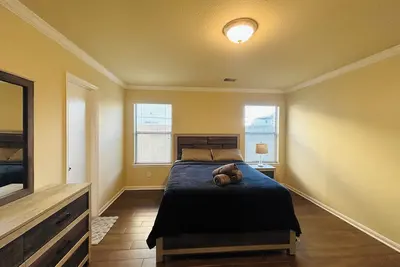 Image de Charming 5-bedroom house 20min to downtown