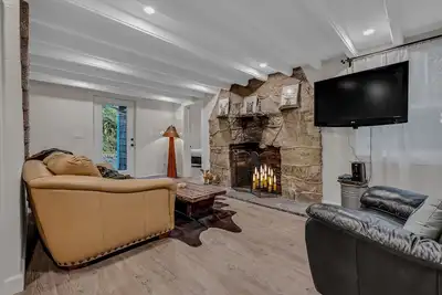 Image de Lolo Bear Cabin Rustic Pets Ok Mt Hood retreat