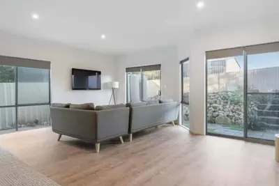 Image de Morrison at Middleton\nSurf, Sun, Sand and explore the best of the Fleurieu 🌊