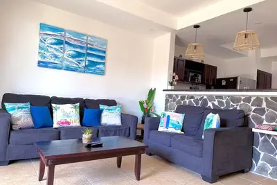Image de Spacious 3-bedroom condo in delightful Jaco with Ac/ I4