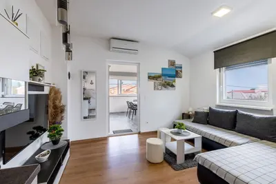 Image de Appartement d'une chambre avec la terrasse Vir (A-25015-a)