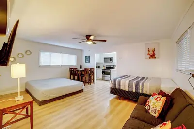 Image de Work & Play! Studio 7 Mi to Dtwn San Bernardino