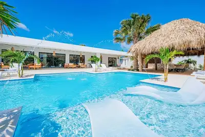 Image de Bakval 16h Beach Villa