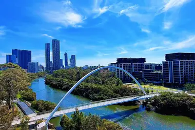 Image de Stunning 2br with River & City Views in Parramatta