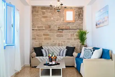 Image de Maison de vacances « Katia's Home First Floor » avec jardin partagé, Wi-Fi et climatisation