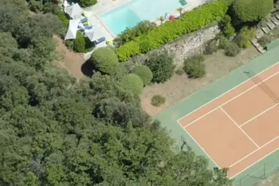 Image de Domaine de 6 hectares classé grand site de France concors Sainte Victoire