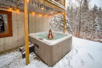 Image de Saumon / Spa Privé / Ski-in/out / 16 Invités