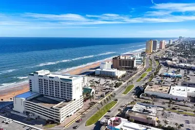 Image de The Loft | High Floor Studio | Daytona Views