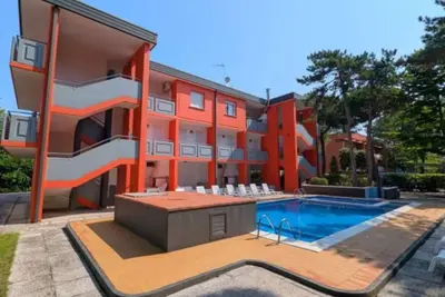 Image de Maison moderne dans une résidence élégante
