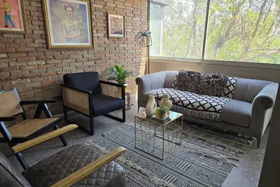 Image de Huge apartment, Providencia, steps from the subway. 7 people