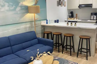 Image de À 5 minutes de Narbonne et grand et grand buffet.