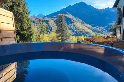 Image de Gîte le soum Dans Les Pyrénées avec Bain Nordique & Sauna