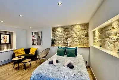 Image de Studio Confort Rénové avec Wifi, 5 min Gare & Centre-Ville Quimper