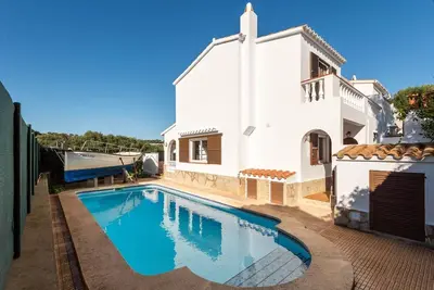 Image de Villa Ponent - Trois Chambres Villa, Couchages 6