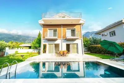 Image de Villa Mira - Trois Chambres Villa, Couchages 6