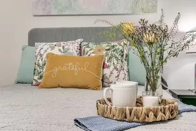 Image de Covered Parking + Pet Friendly + No Stairs